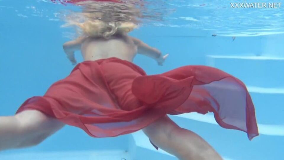 Watch Emily Ross blonde video from Underwater Show on ePornThot.