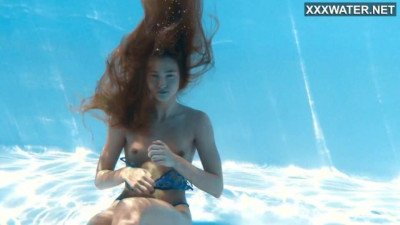 Ivi Rein small tits smut from Underwater Show