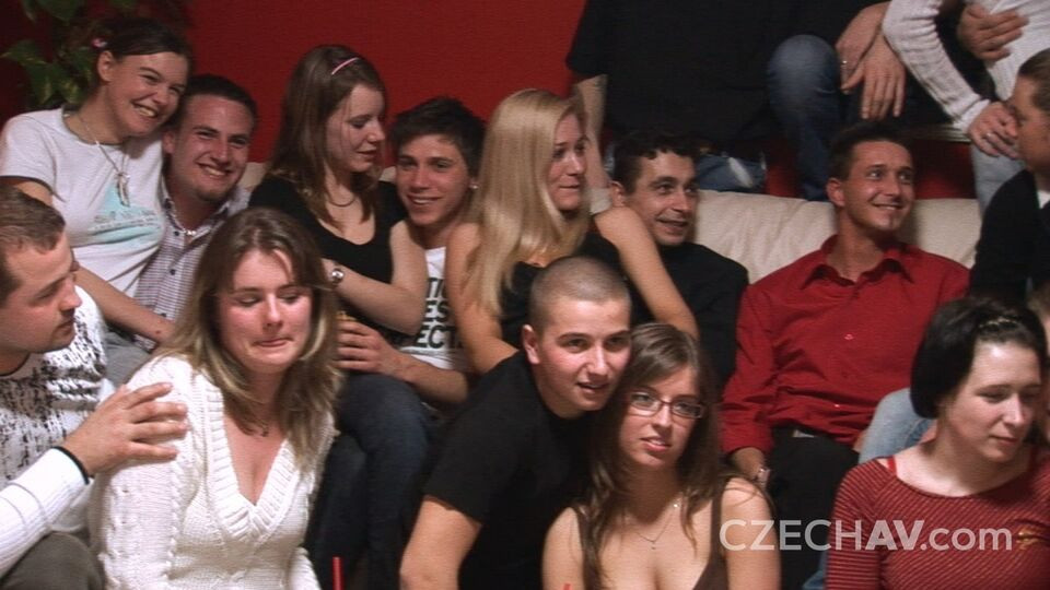 Watch Amateur amateur screw from Czech Mega Swingers by Czech AV on ePornThot.